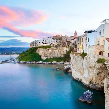Apartment Homes - Vista Faro A Pochi Passi Dal Mare Vieste